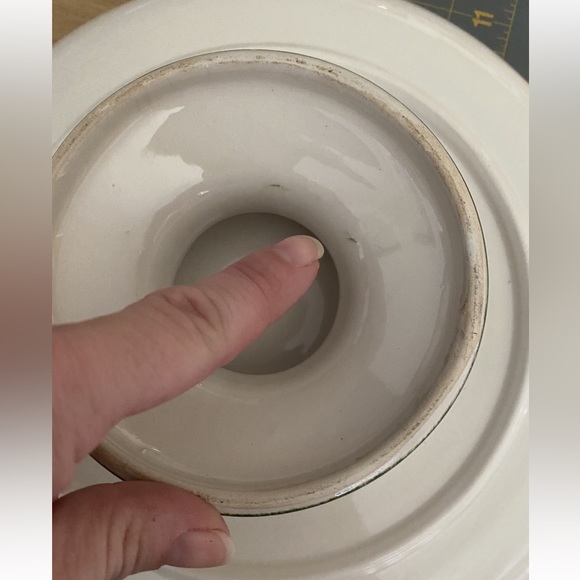 Vintage ceramic cake platter / cupcake display / pedestal dish - Picture 8 of 10